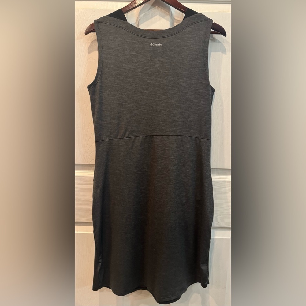 Columbia Charcoal Gray Omni Wick Sleeveless Outdoor Dress Size Medium - Picture 2 of 8